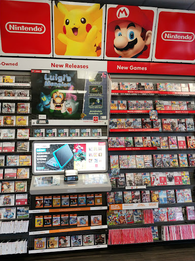 Video Game Store «GameStop», reviews and photos, 1633 Miller Park Way, West Milwaukee, WI 53214, USA