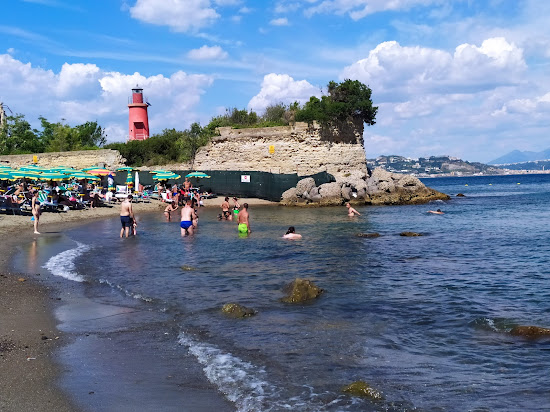 Spiaggia del Castello di Baia