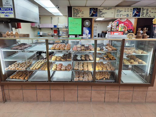 Donut Shop «Woodlake Donuts», reviews and photos, 164 N Valencia Blvd, Woodlake, CA 93286, USA