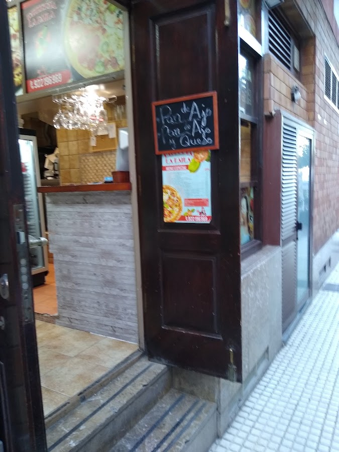 Pizzería La Paila