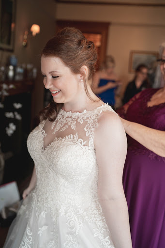 Hair Salon «HairLines Salon & Spa», reviews and photos, 47338 Van Dyke, Shelby Charter Township, MI 48317, USA