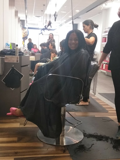 Hair Salon «Fantastic Sams Cut & Color», reviews and photos, 8490 W Hillsborough Ave, Tampa, FL 33615, USA