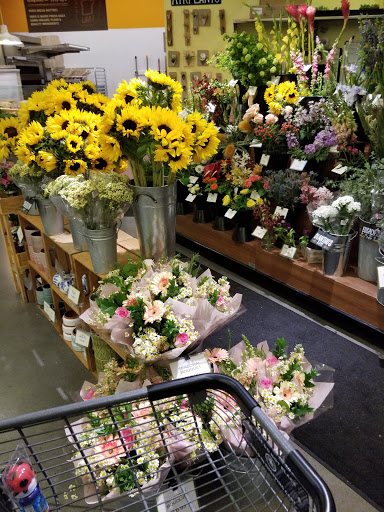 Grocery Store «New Seasons Market Williams», reviews and photos, 3445 N Williams Ave, Portland, OR 97212, USA