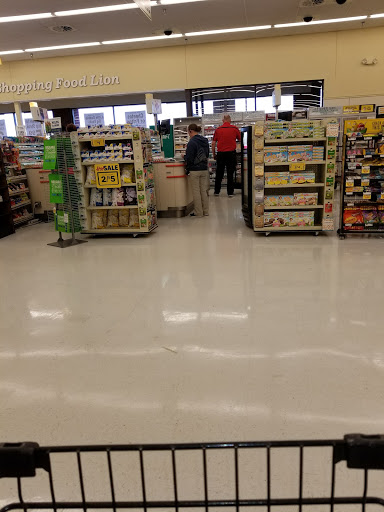 Grocery Store «Food Lion», reviews and photos, 1764 TN-48, Clarksville, TN 37040, USA