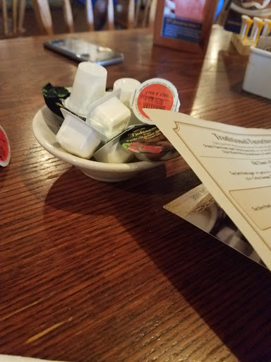 American Restaurant «Cracker Barrel Old Country Store», reviews and photos, 2697 Highwood Blvd, Smyrna, TN 37167, USA