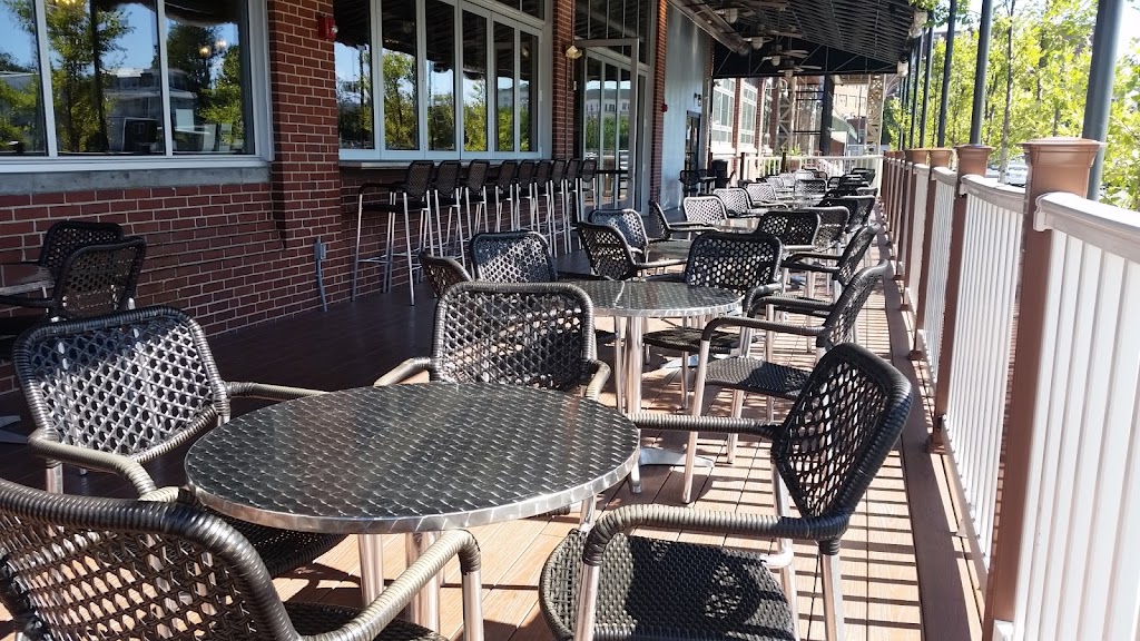 Building 24 Kitchen and Bar 19610