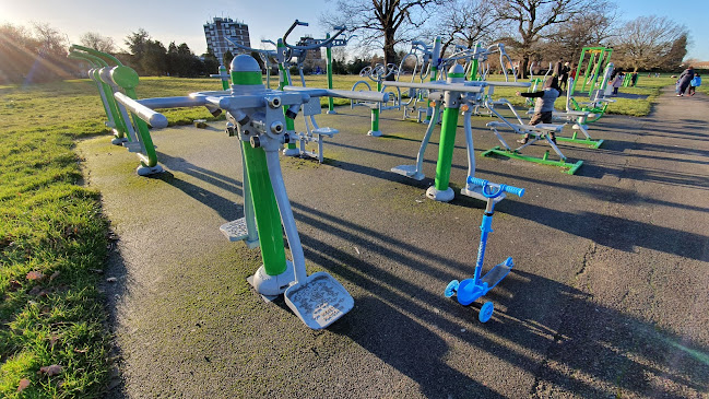 Roe green park Gym - London