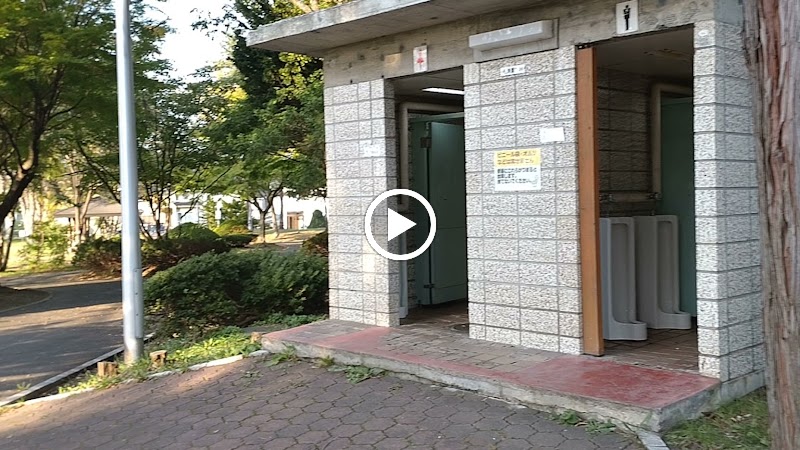 吉田川公園 公衆トイレ(野球場)