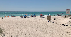 Inlet Beach'in fotoğrafı - rahatlamayı sevenler arasında popüler bir yer