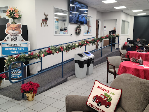Car Dealer «Bickmore Auto Sales», reviews and photos, 2020 E Powell Blvd, Gresham, OR 97080, USA