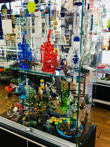 Tobacco Shop «407 Smoke Shop», reviews and photos, 4316 Curry Ford Rd, Orlando, FL 32806, USA