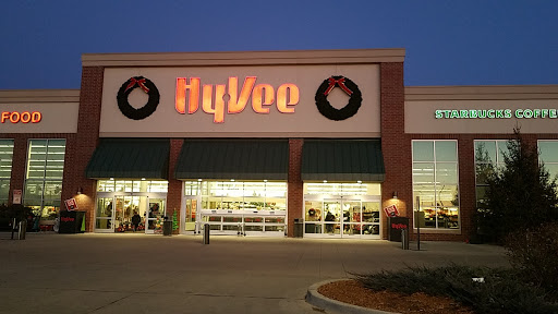 Hy-Vee Grocery Store image 1