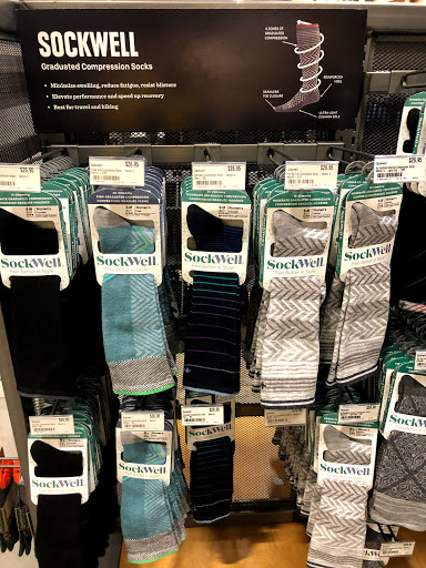 Camping Store «REI», reviews and photos, 7531 North Point Pkwy, Alpharetta, GA 30022, USA