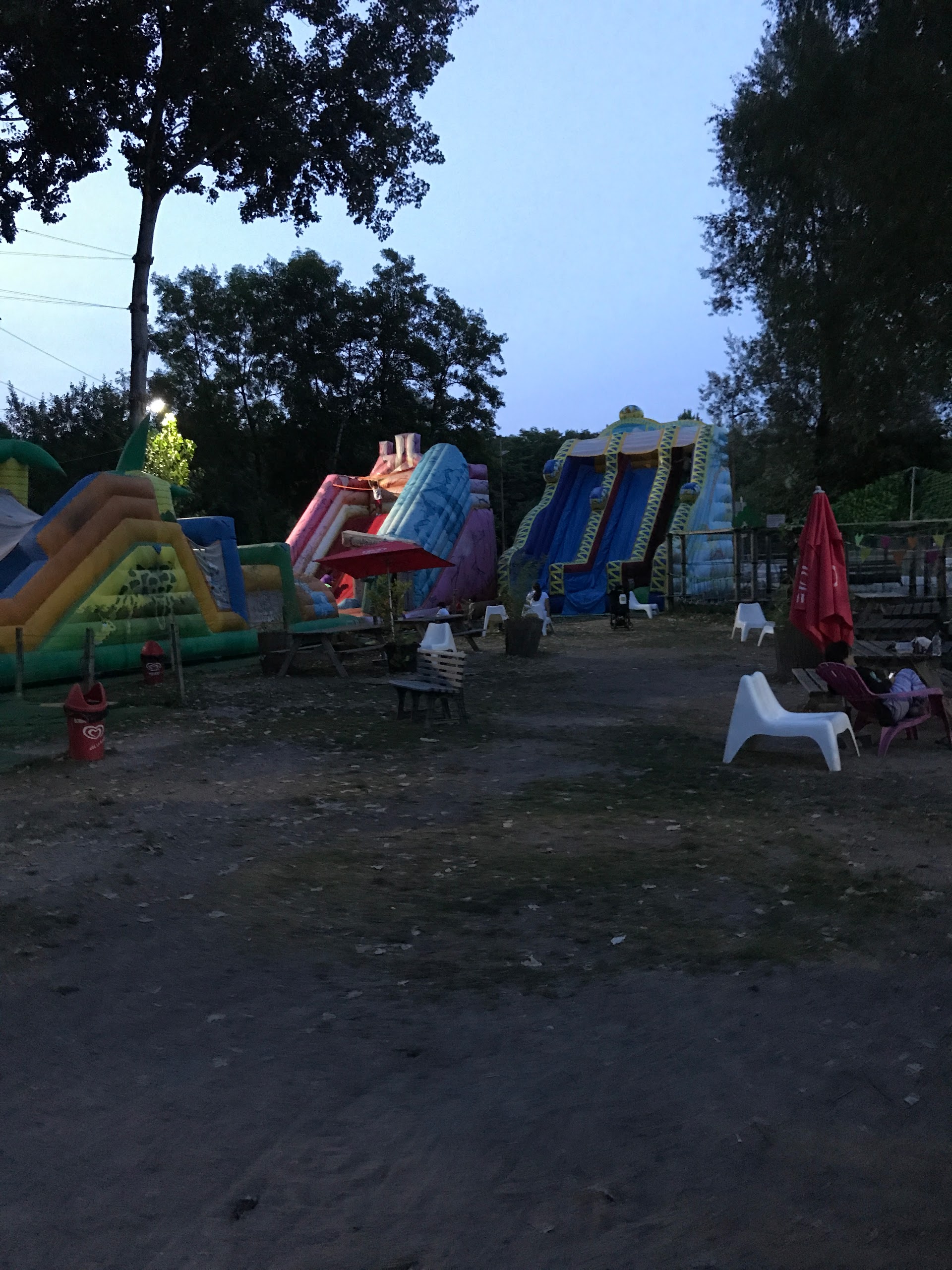 Photo n° 5 de l'avis de A... fait le 27/08/2017 à 00:52