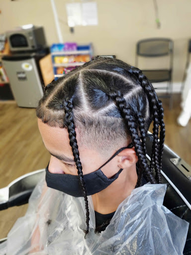 Barber Shop «Moe Shands Barber Shop», reviews and photos, 21 Reilly Rd, Frankfort, KY 40601, USA