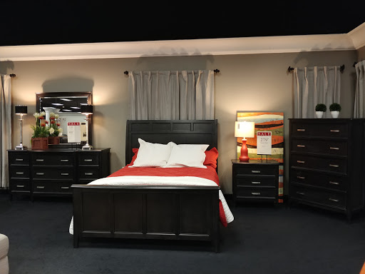 Furniture Store «Mor Furniture for Less», reviews and photos, 5156 N Blackstone Ave, Fresno, CA 93710, USA