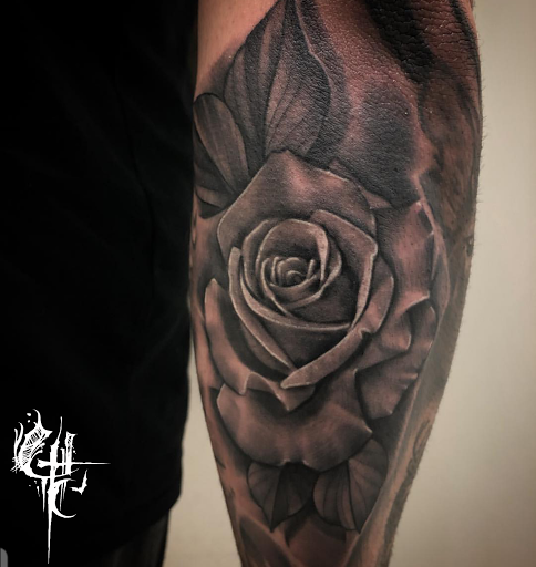 Tattoo Shop «Underworld Tattoo Company», reviews and photos, 282 Main St #101, Salem, NH 03079, USA