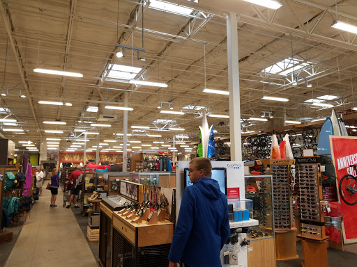 Camping Store «REI», reviews and photos, 8490 Castleton Corner Dr, Indianapolis, IN 46250, USA
