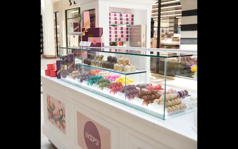 Woops! Macarons & Gifts (Garden State Plaza) image