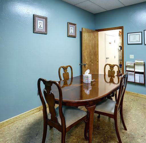 Funeral Home «Lowmans Arizona Funeral Home», reviews and photos, 717 W Dobbins Rd, Phoenix, AZ 85041, USA