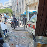 Photo n°9 de l'avis de J.o fait le 04/08/2022 à 00:59 sur le  Frankie Hot Dogs à Porto