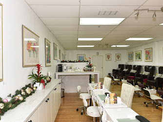 Paua Beauty Lounge - Nail Salon & Spa
