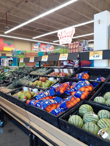 Grocery Store «Grocery Outlet Bargain Market», reviews and photos, 5615 Woodruff Ave, Lakewood, CA 90713, USA