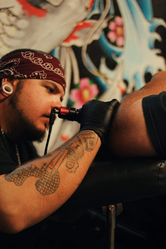 Tattoo Shop «Wizard Tattoo Studio», reviews and photos, 5780 S M L King Jr Pkwy, Beaumont, TX 77705, USA