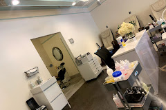 Elegant Nails & Waxing (HAPPY HOUR: 10% OFF on Monday – Thursday at 9am to 2pm)