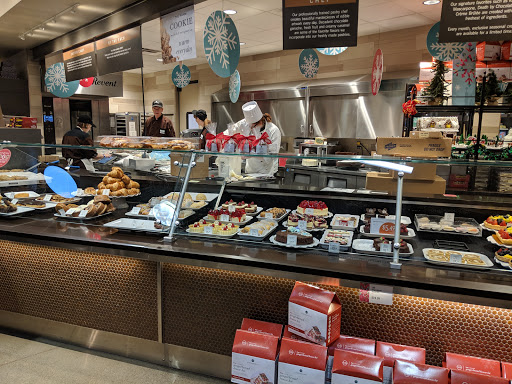 Grocery Store «Lunds & Byerlys France Avenue Edina», reviews and photos, 7171 France Ave S, Edina, MN 55435, USA