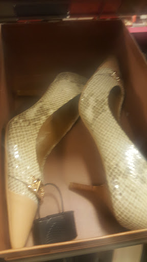 Department Store «Nordstrom Rack Magnolia Park», reviews and photos, 1025 Woodruff Rd, Greenville, SC 29607, USA