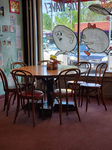 Shopping Mall «Merle Hay Mall», reviews and photos, 3800 Merle Hay Rd, Des Moines, IA 50310, USA