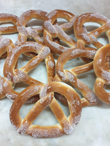 Reviews of Mr.Pretzel By Luca in Bedford - Bakery