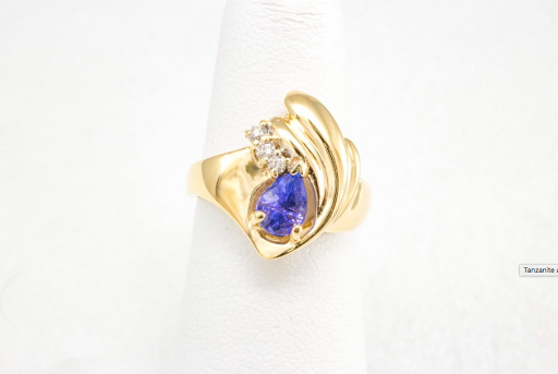 Jewelry Store «Royalty Fine Jewelers», reviews and photos, 10500 Ulmerton Rd #656, Largo, FL 33771, USA