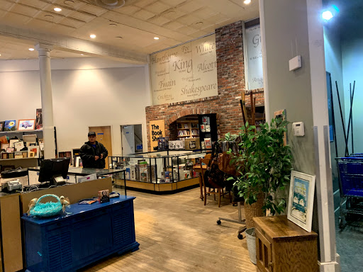 Thrift Store «Goodwill Denver - Broadway», reviews and photos, 21 S Broadway, Denver, CO 80209, USA