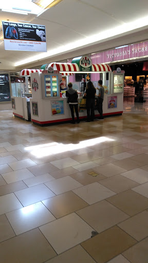 Shopping Mall «Ocean County Mall», reviews and photos, 1201 Hooper Ave, Toms River, NJ 08753, USA