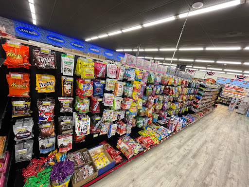 Produce Market «Mill City Market Place», reviews and photos, 829 SW 1st St, Mill City, OR 97360, USA