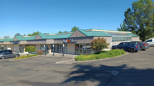 Print Shop «FedEx Office Print & Ship Center», reviews and photos, 3815 S Steele St, Tacoma, WA 98409, USA