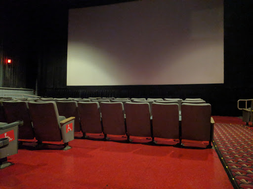 Movie Theater «AMC Loews Raceway 10», reviews and photos, 1025 Corporate Dr, Westbury, NY 11590, USA
