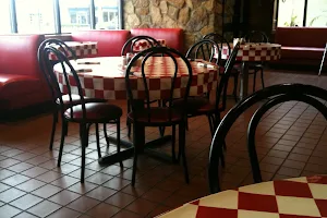 Donte's Restaurant and Pizza Shop image