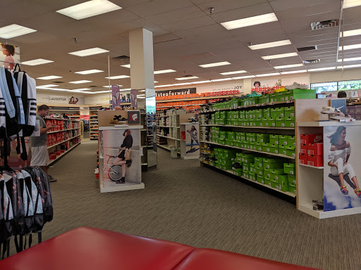 Shoe Store «Famous Footwear», reviews and photos, 33830 S Gratiot Ave, Charter Twp of Clinton, MI 48035, USA