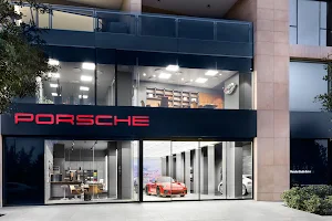 Porsche Studio Beirut image