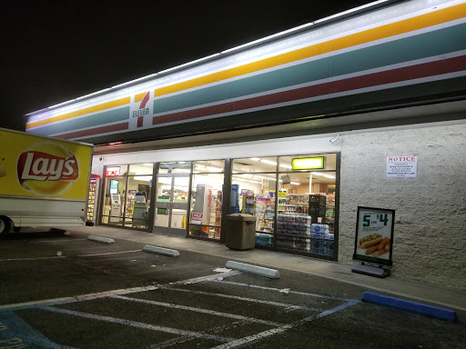 Convenience Store «7-Eleven», reviews and photos, 1910 Colorado Blvd, Eagle Rock, CA 90041, USA