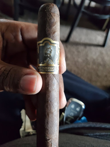 Tobacco Shop «Oakleigh Beach Tobacco», reviews and photos, 702 Wise Ave, Dundalk, MD 21222, USA