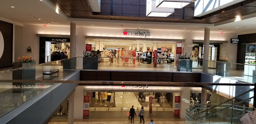 Shopping Mall «Ridgedale Center», reviews and photos, 12401 Wayzata Blvd, Minnetonka, MN 55305, USA
