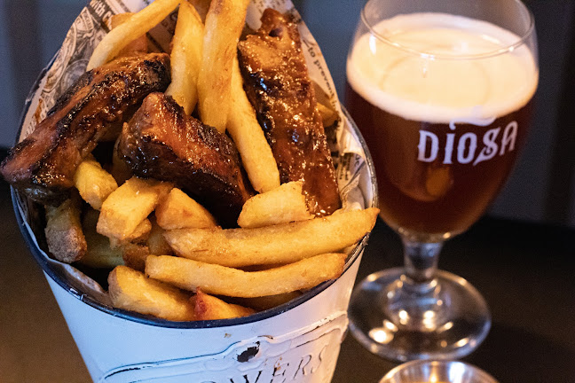 Teléfono de La Diosa cocina & cerveza