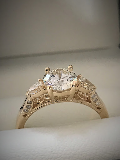 Jeweler «Florida Estate Jewelry», reviews and photos, 14841 N Florida Ave, Tampa, FL 33613, USA
