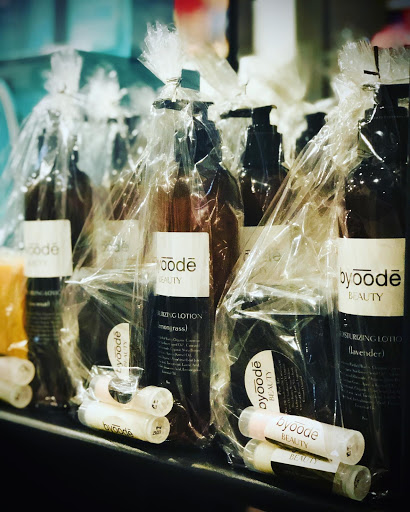 Hair Salon «Chic Hair & Makeup Salon», reviews and photos, 205 Brightman St, Fall River, MA 02720, USA