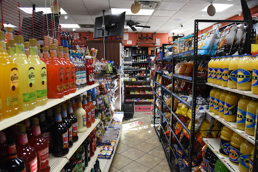 Convenience Store «McCormick Market», reviews and photos, 80 E Cermak Rd C, Chicago, IL 60616, USA