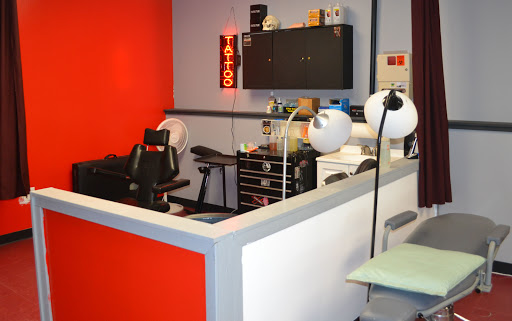 Body Piercing Shop «Inkredible Art Tattoo & Body Piercing», reviews and photos, 215 E Collins Rd, Galloway, NJ 08205, USA